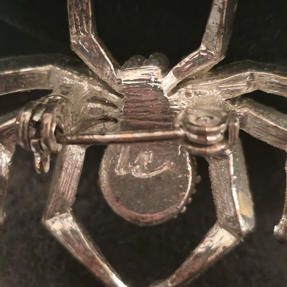 Vintage LC Liz Claiborne Spider Brooch - Picture 5 of 5